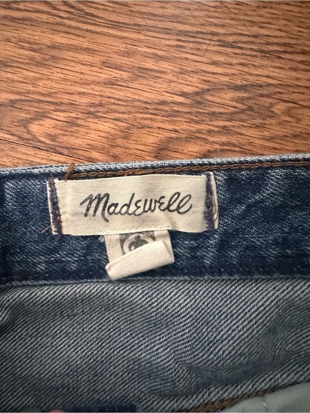 Madewell Dark Blue The Darted Barrel Leg Jeans size 30 baggy - Picture 6 of 7